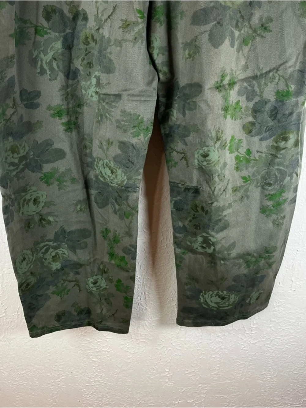 Gap High Rise Floral Print Barrel Jeans in Green - Picture 13 of 15